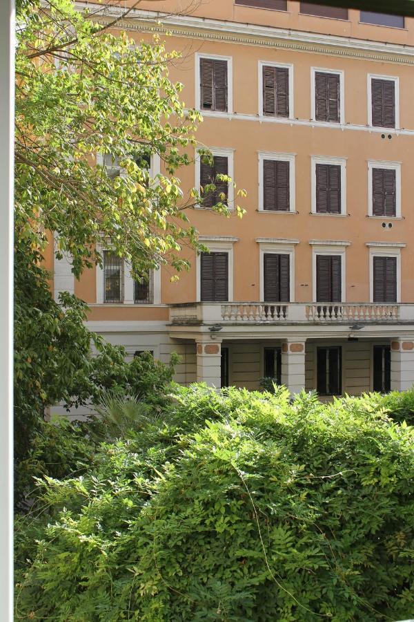 Little Rose Haven Hotell Roma Eksteriør bilde